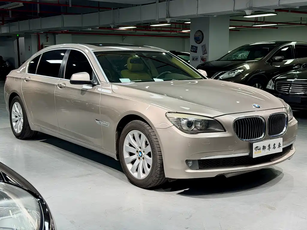 BMW 7 Series 2009 — фото 3