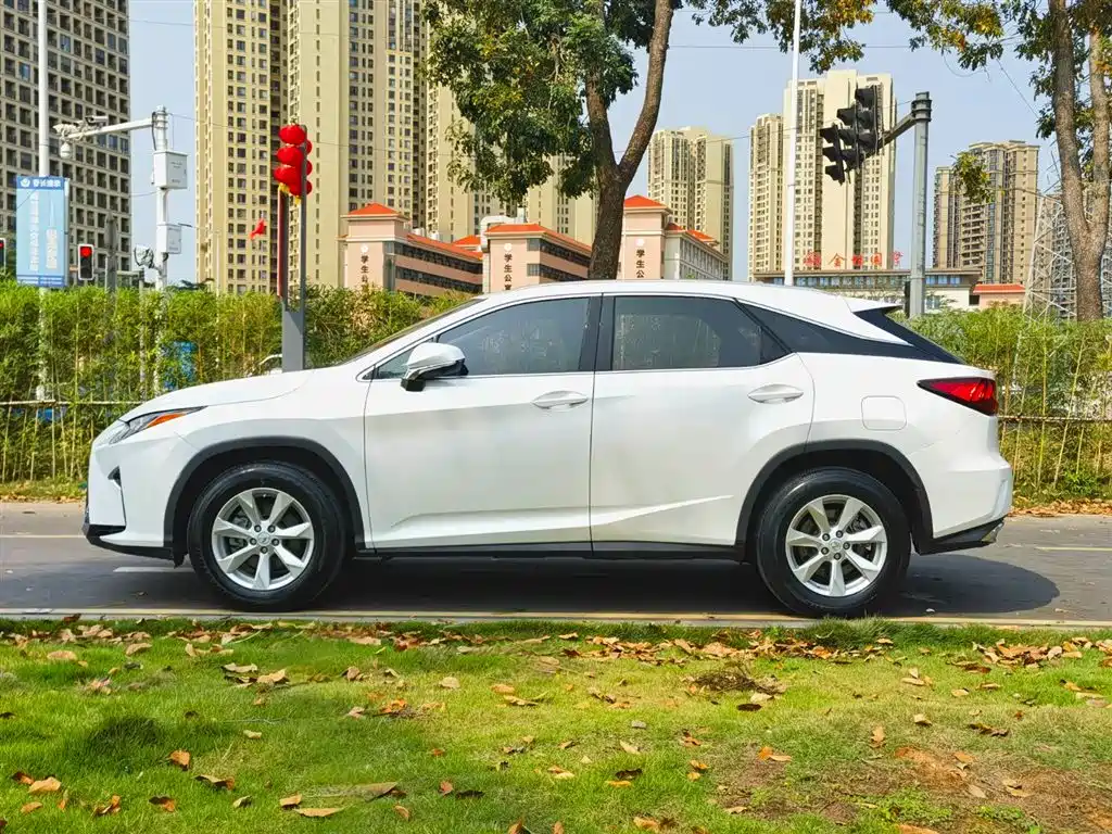 Lexus RX 2017