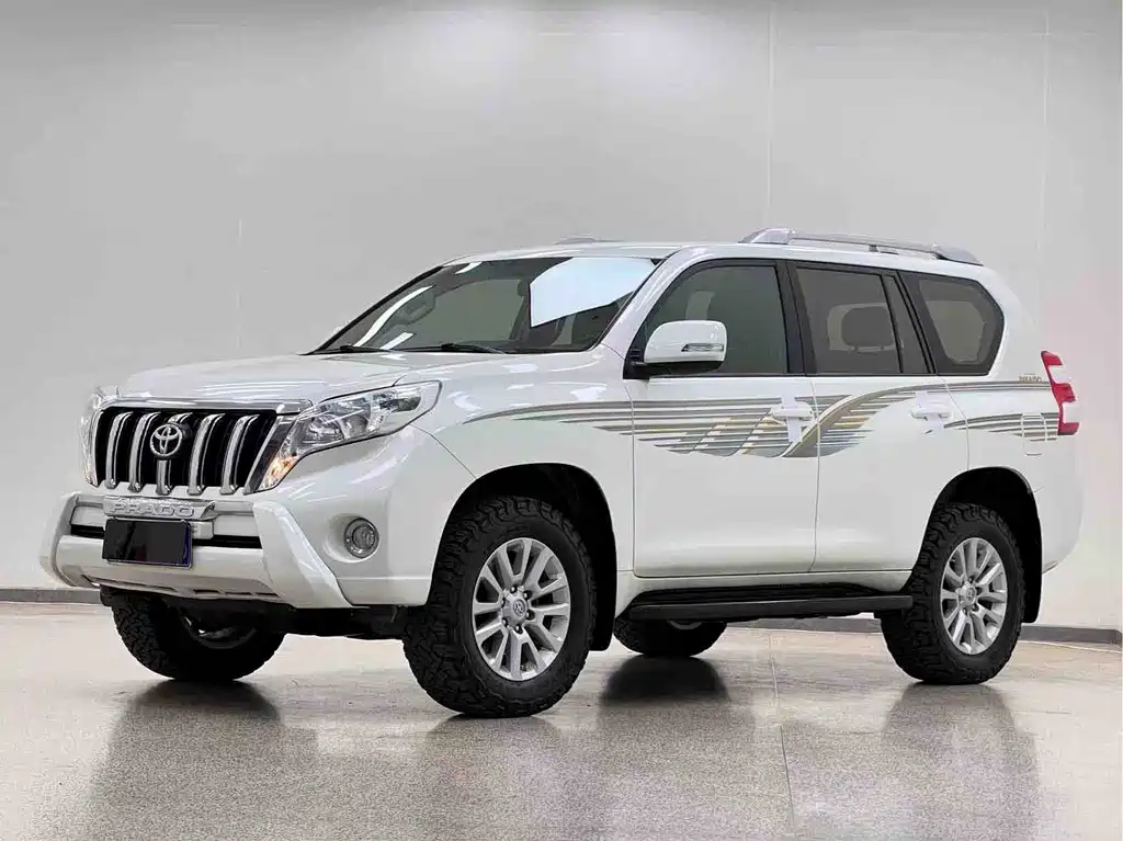 Toyota Prado 2017 — фото 1