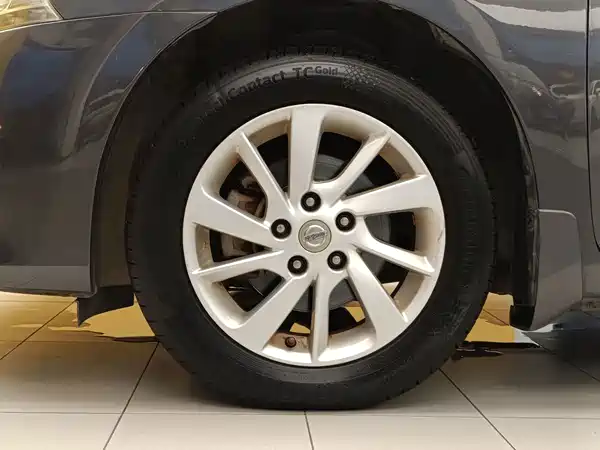 Nissan Sylphy 2012
