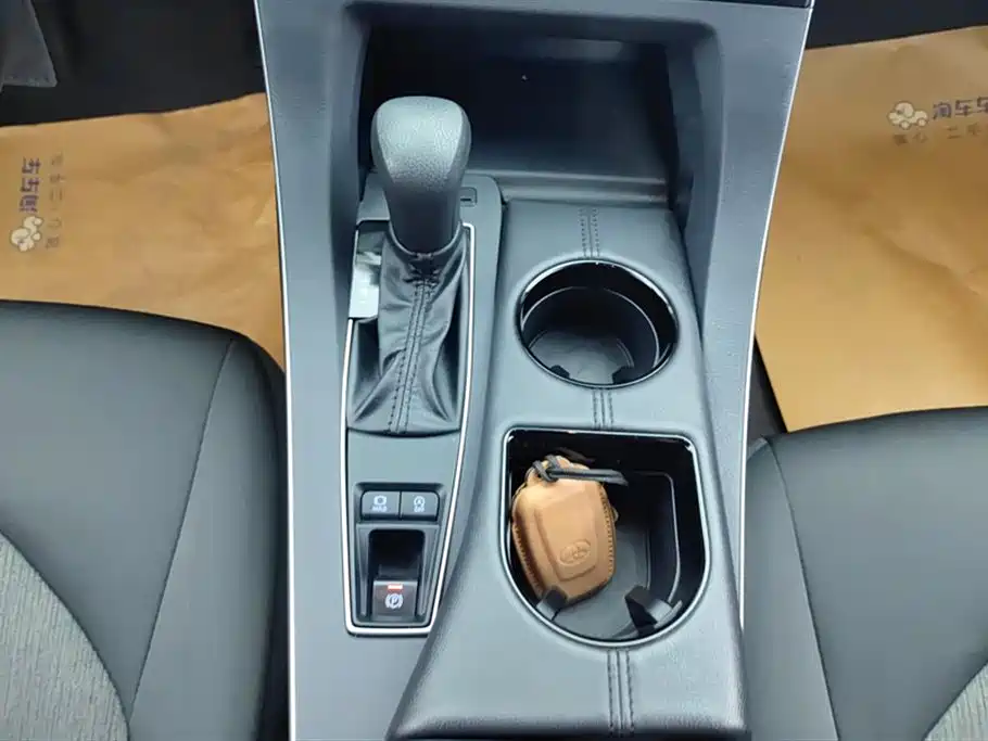 Toyota Avalon 2019 — фото 16