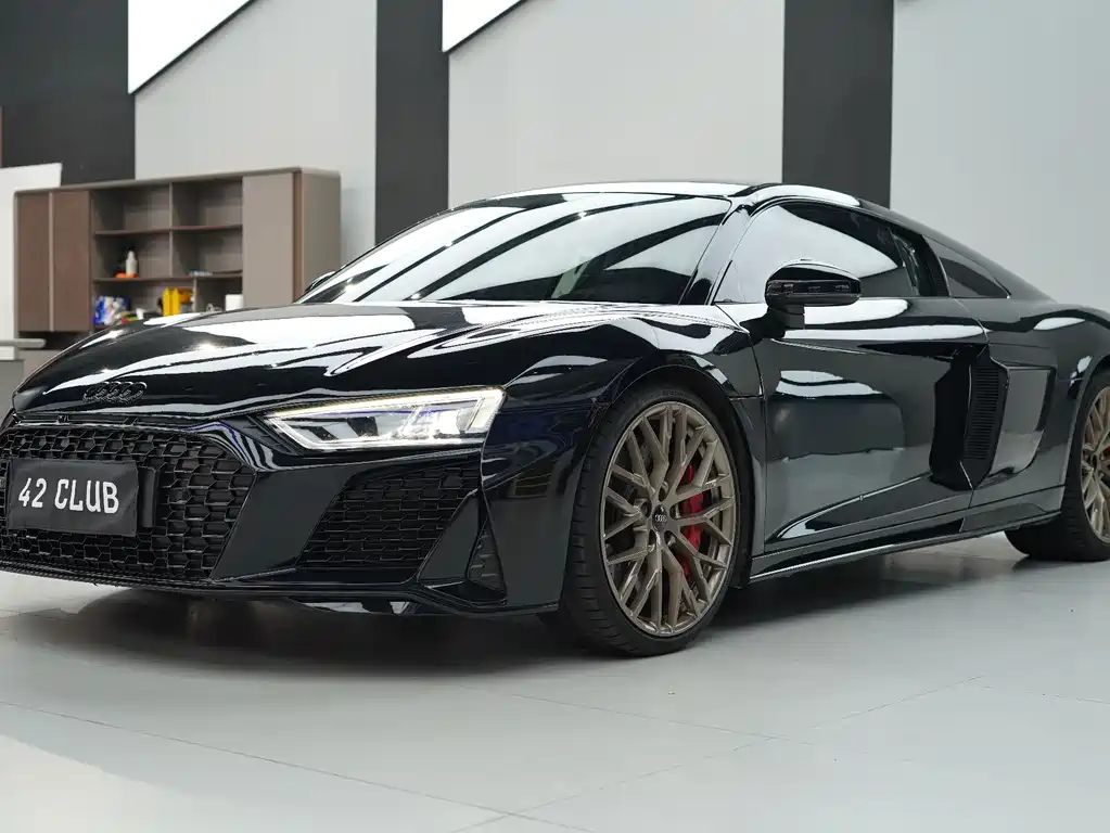 Audi R8 2018 — фото 4