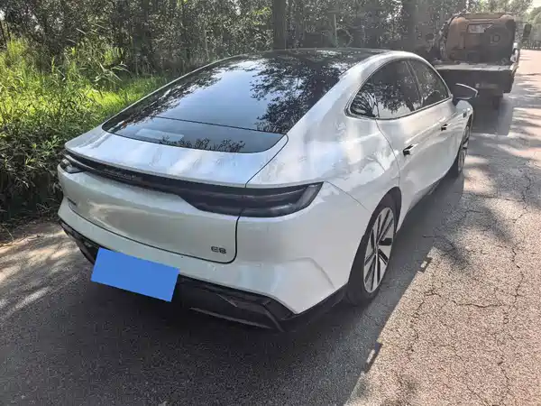 Geely Galaxy E8 2024