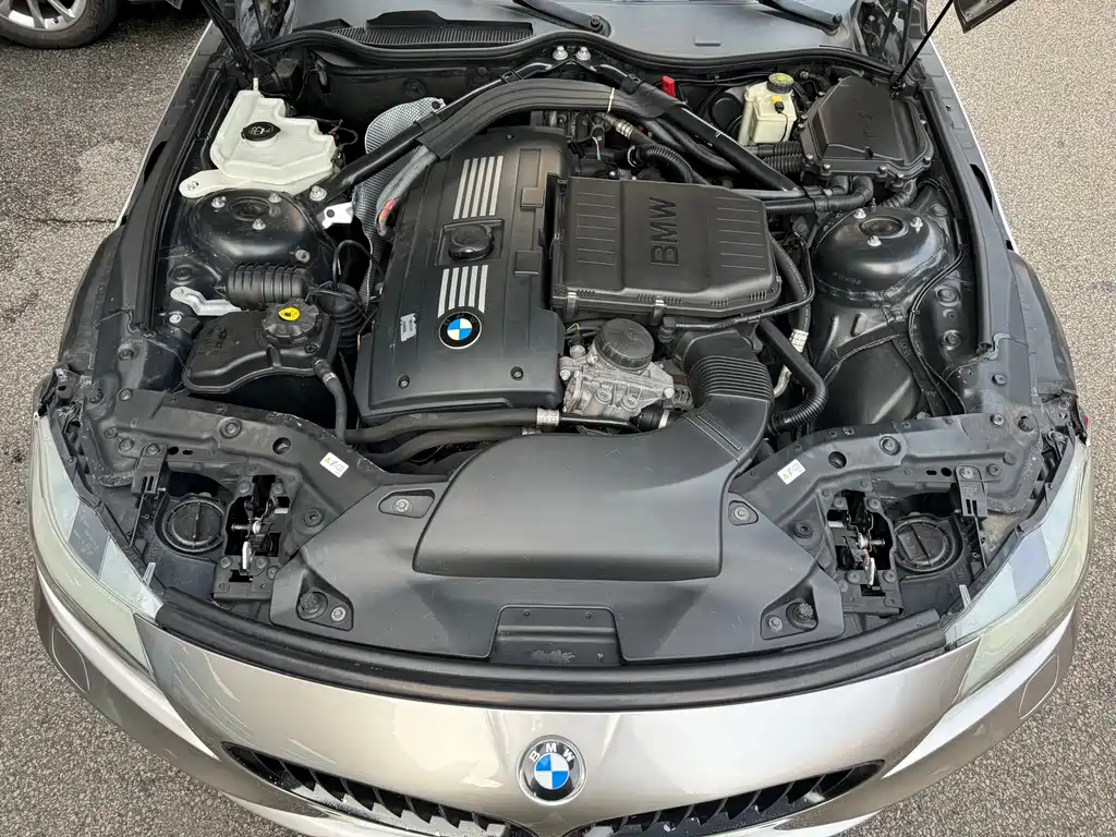BMW Z4 2011 — фото 20