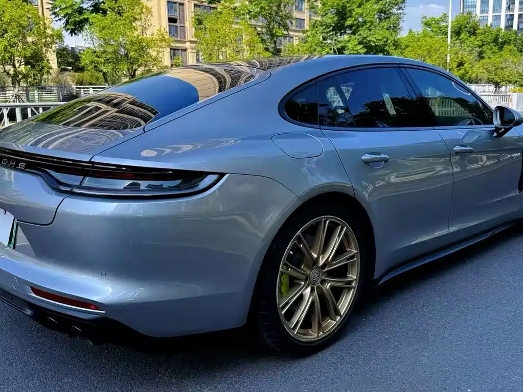Porsche Panamera New Energy 2021 — фото 9