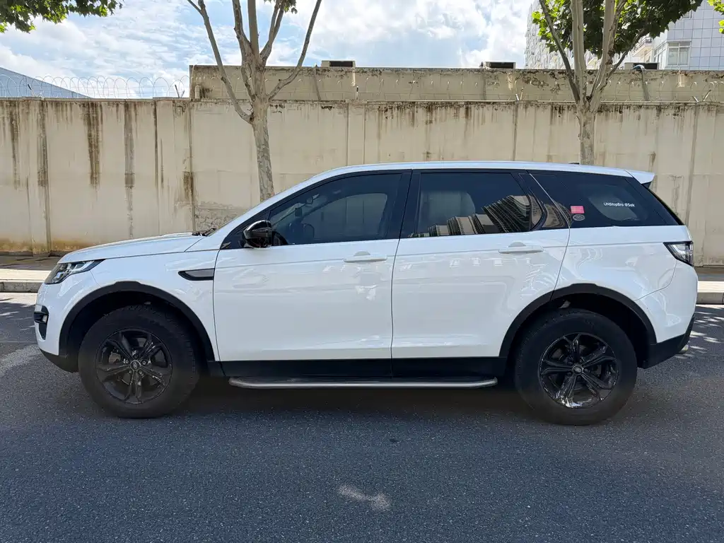 Land Rover Discovery Sport 2017 — фото 7