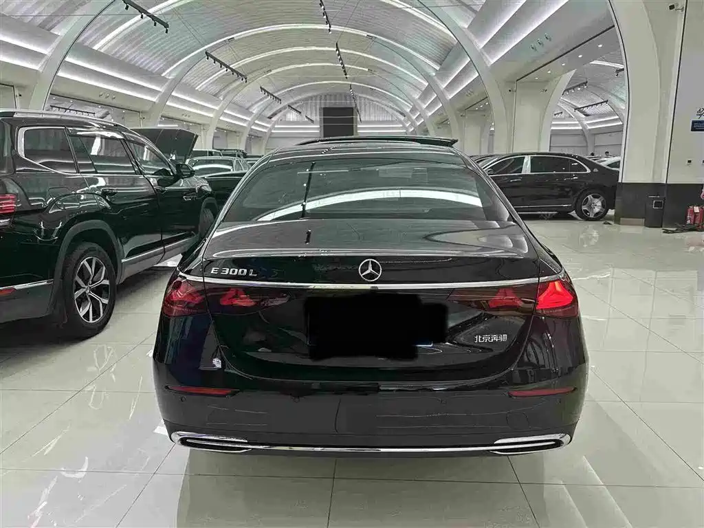 Mercedes-Benz E-Class 2026 — фото 16
