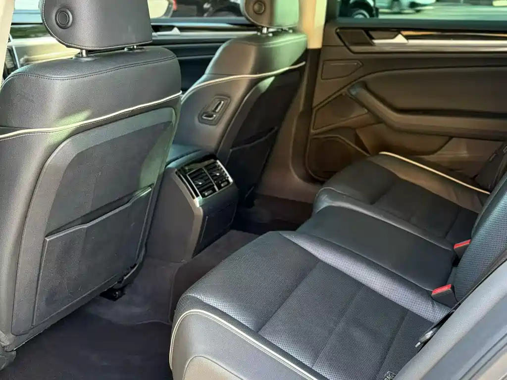 Volkswagen Phideon 2017