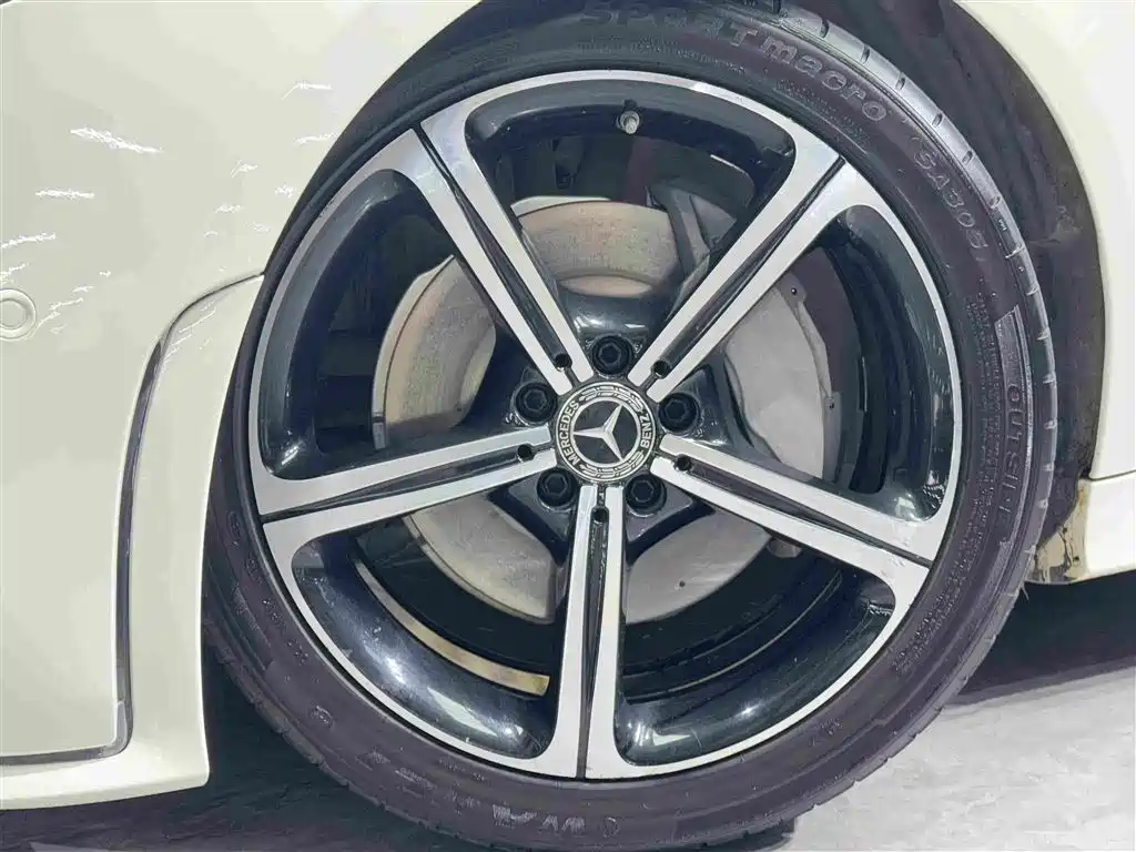 Mercedes-Benz CLS 2020 — фото 26