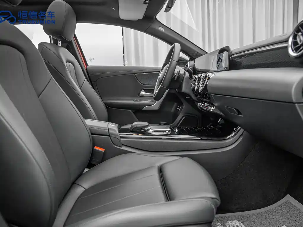 Mercedes-Benz A-Class 2021 — фото 14