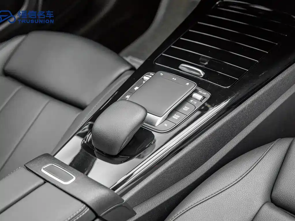 Mercedes-Benz A-Class 2021 — фото 17