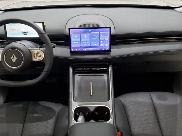 Baojun E6 2026