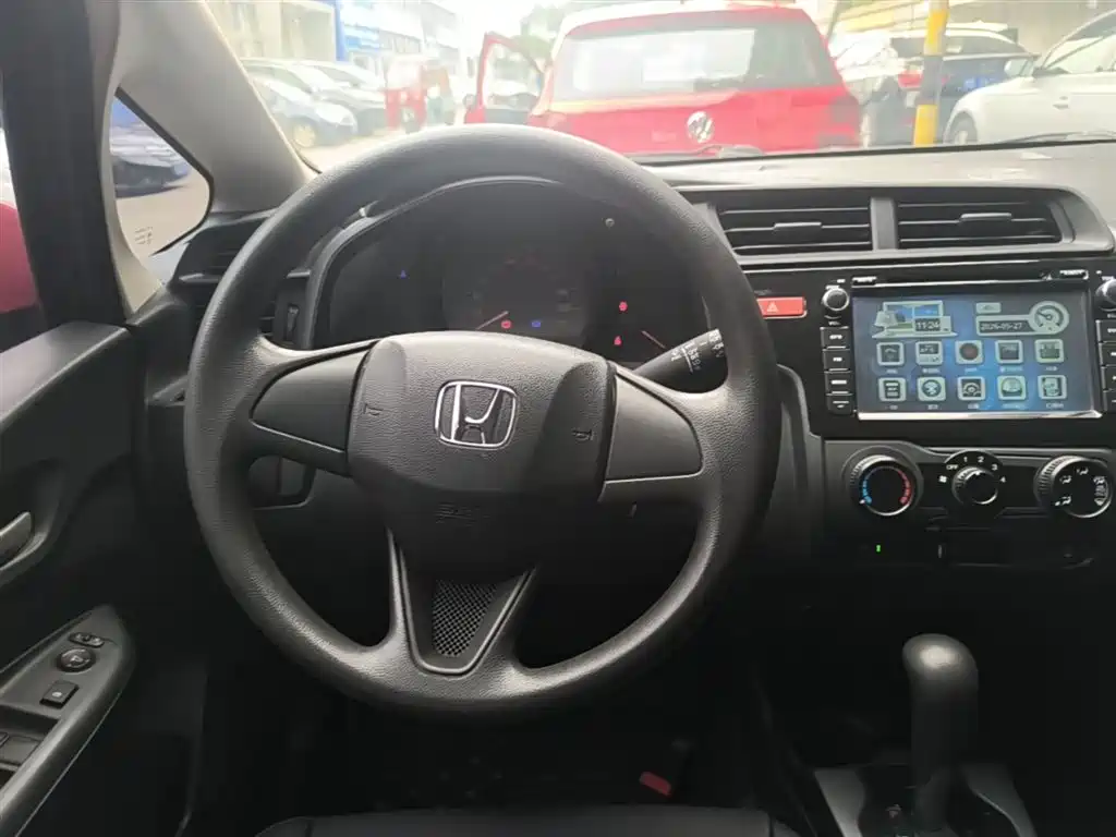 Honda Fit 2015 — фото 11