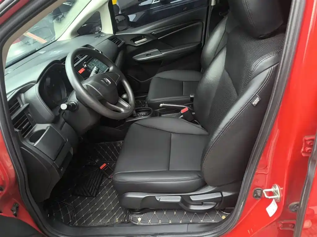 Honda Fit 2015 — фото 15