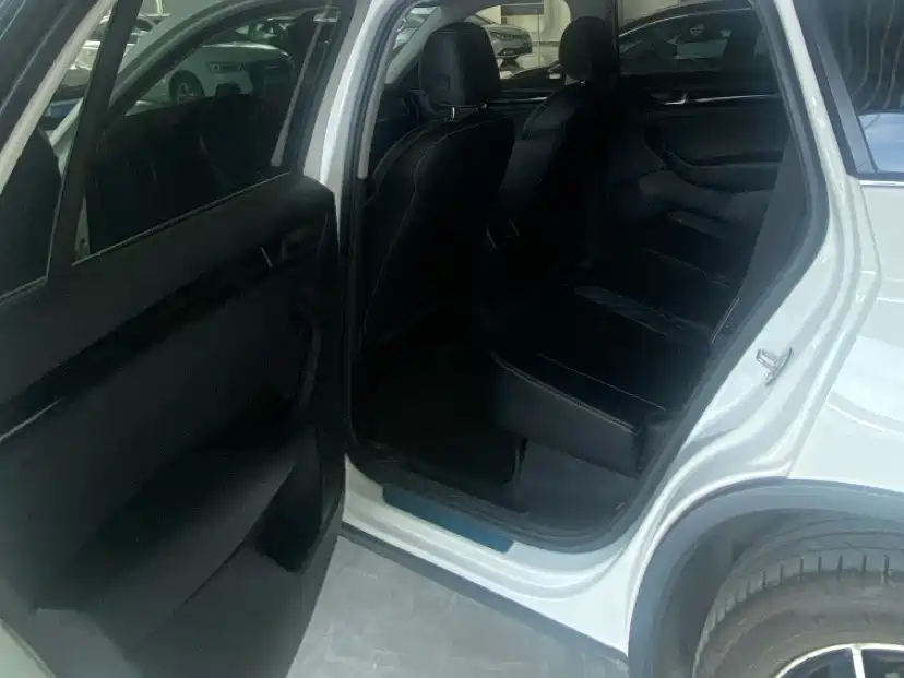 Skoda Kodiaq 2020 — фото 11