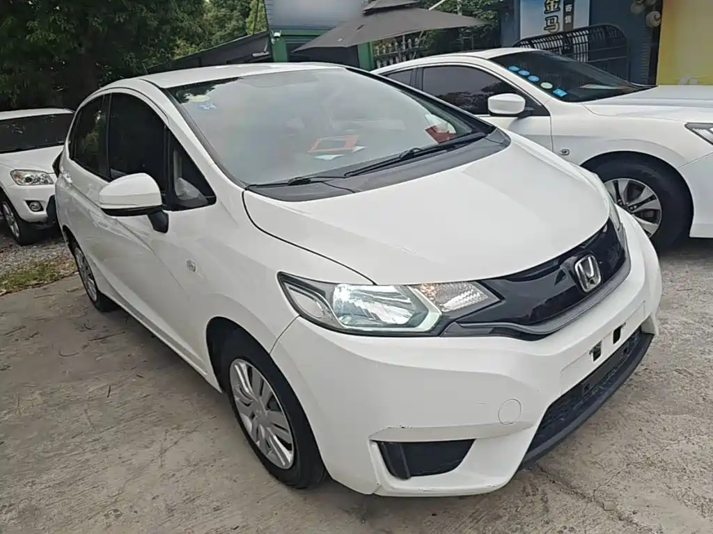 Honda Fit 2016 — фото 22