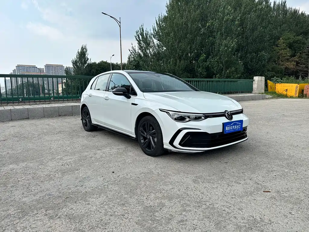 Volkswagen Golf 2022
