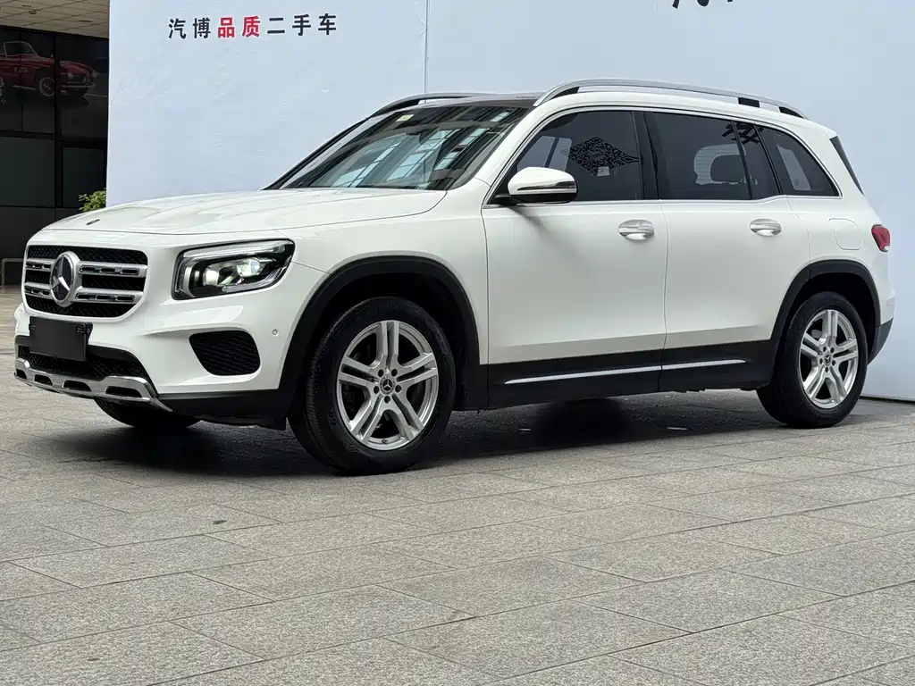 Mercedes-Benz GLB 2021 — фото 1