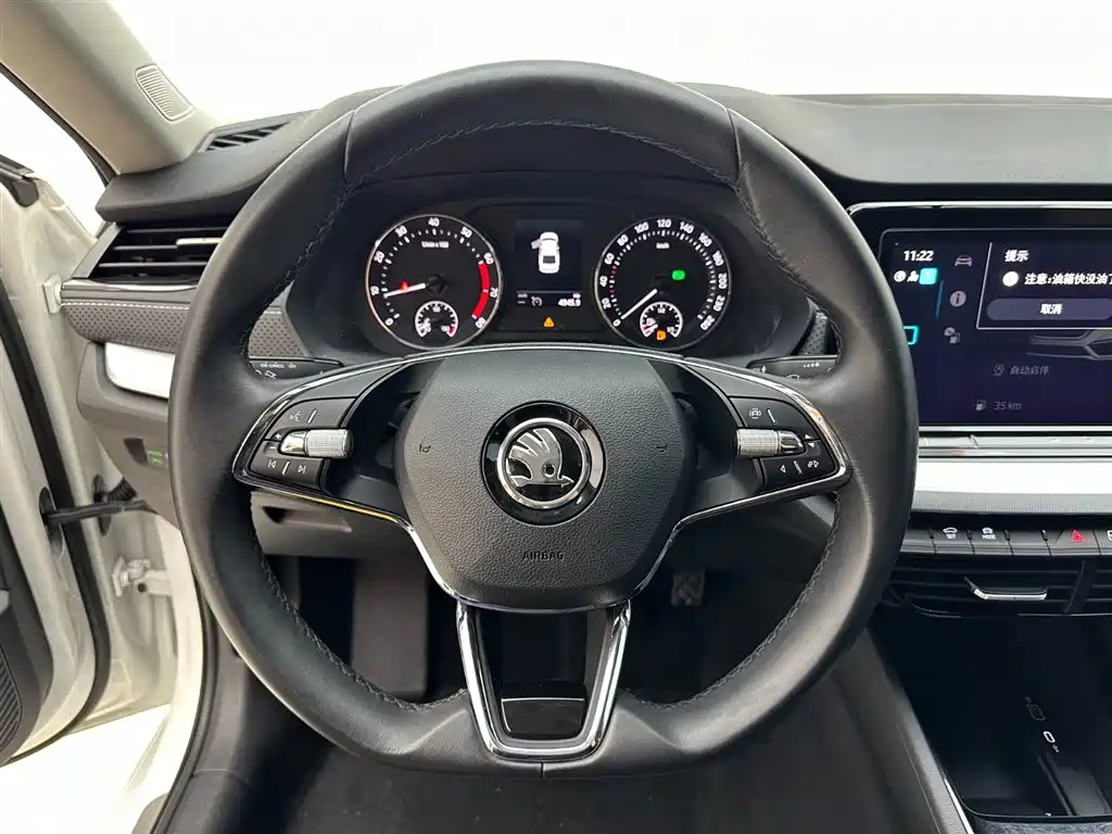 Skoda Octavia 2024 — фото 19