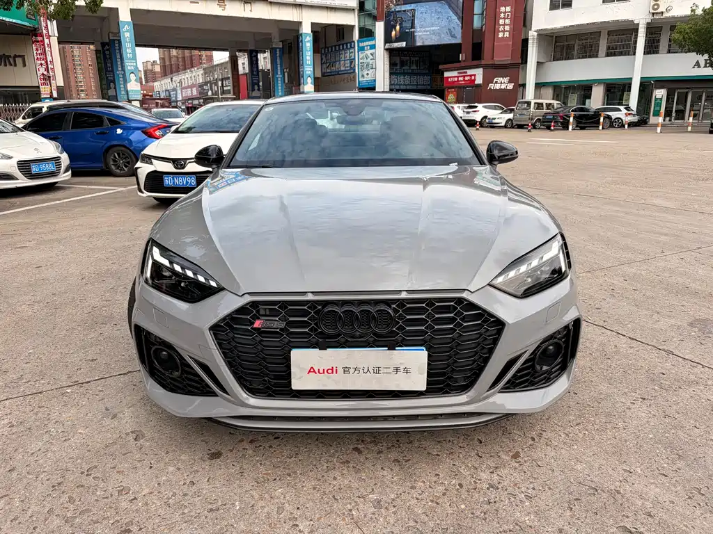 Audi RS 5 2025