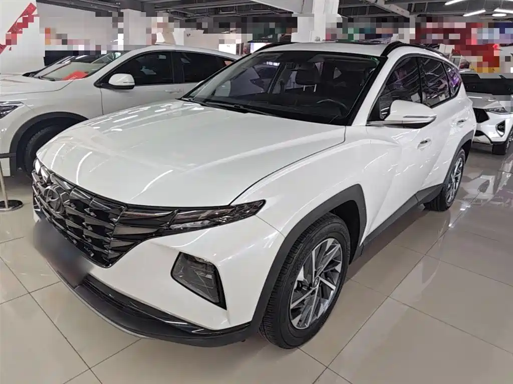 Hyundai Tucson 2023 — фото 1