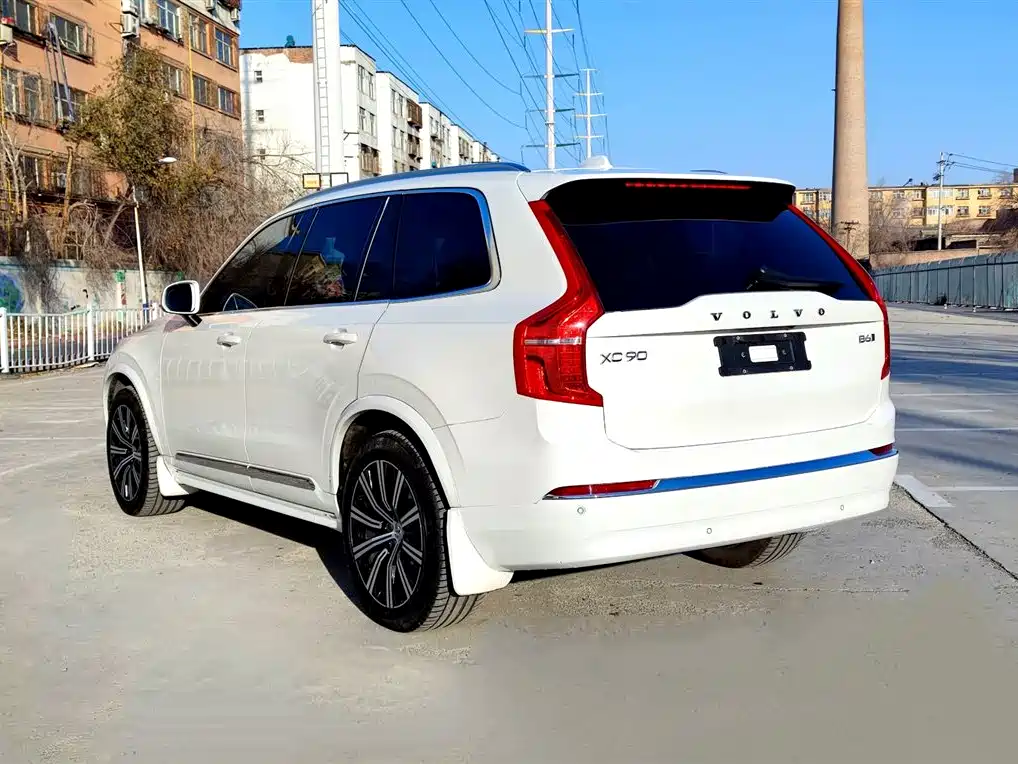 Volvo XC90 2024 — фото 6
