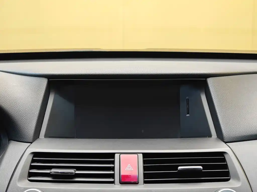 Honda Accord 2013 — фото 15