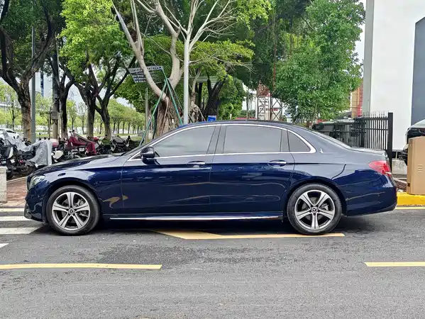 Mercedes-Benz E-Class 2020