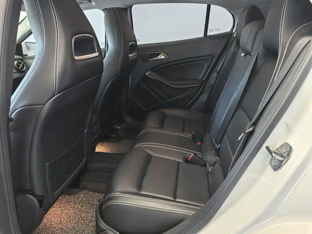 Mercedes-Benz GLA 2019 — фото 15