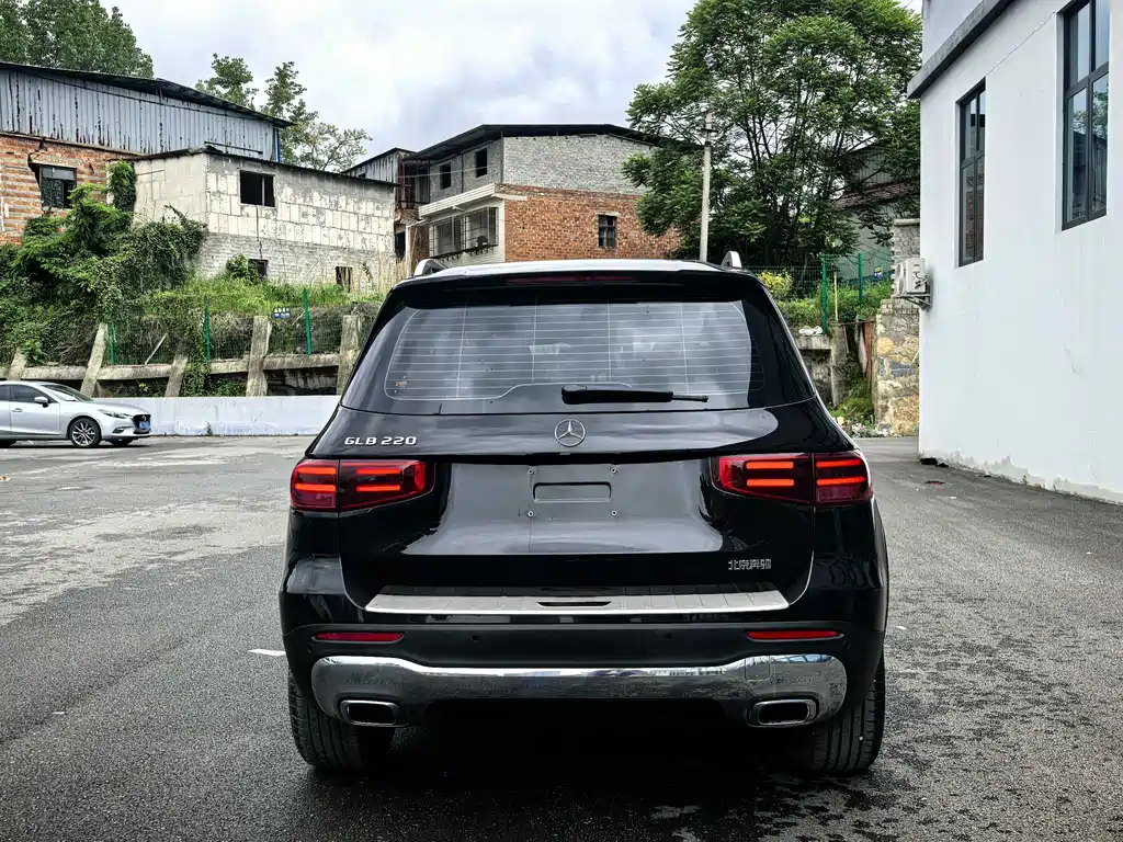 Mercedes-Benz GLB 2025 — фото 10
