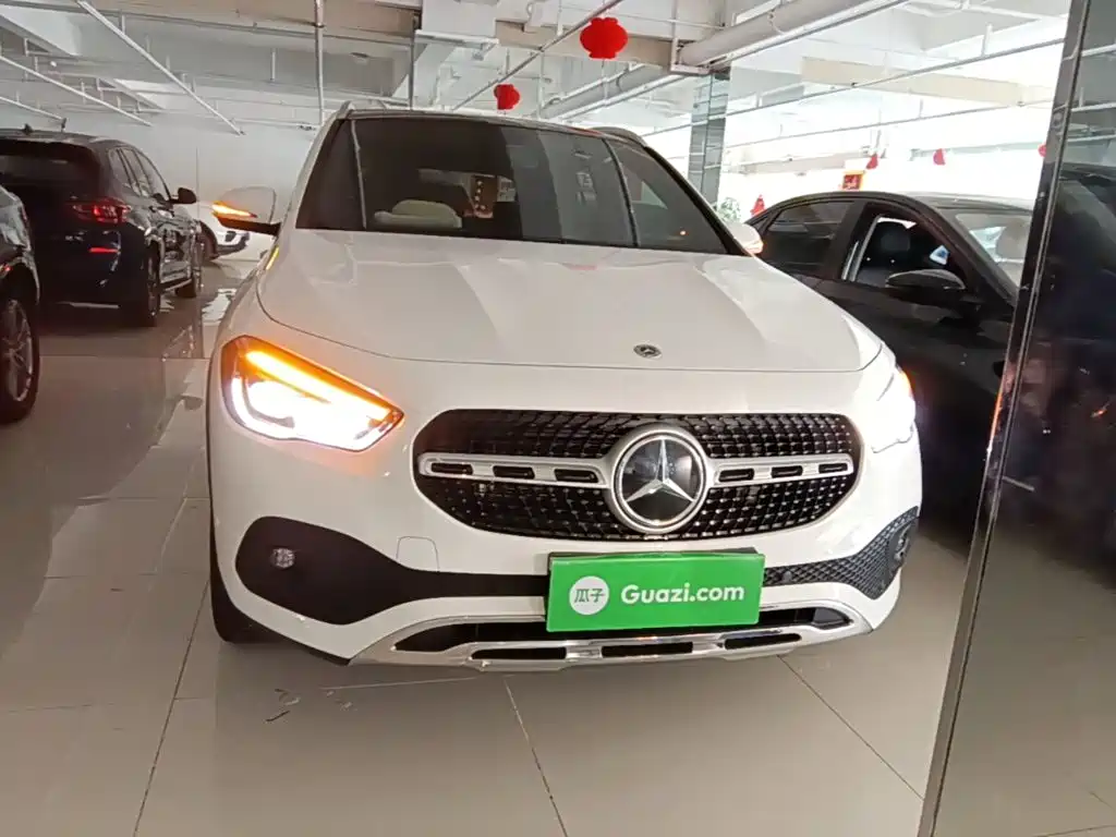 Mercedes-Benz GLA 2020