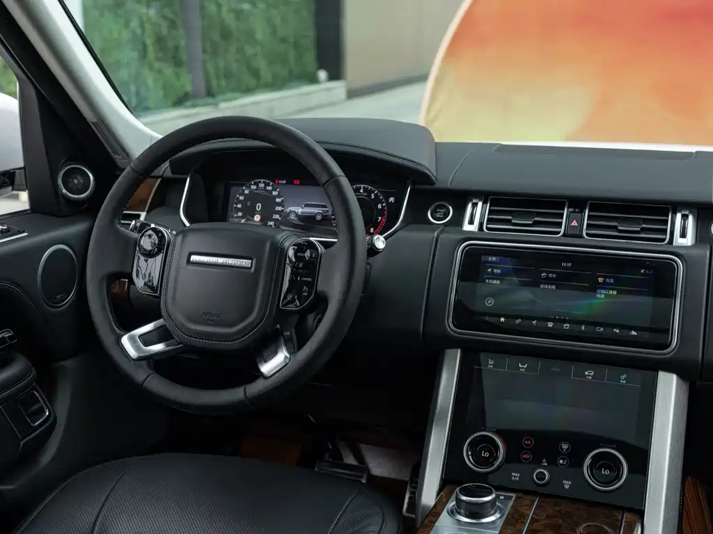 Land Rover Range Rover 2020 — фото 12