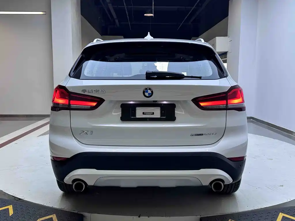 BMW X1 2022 — фото 21