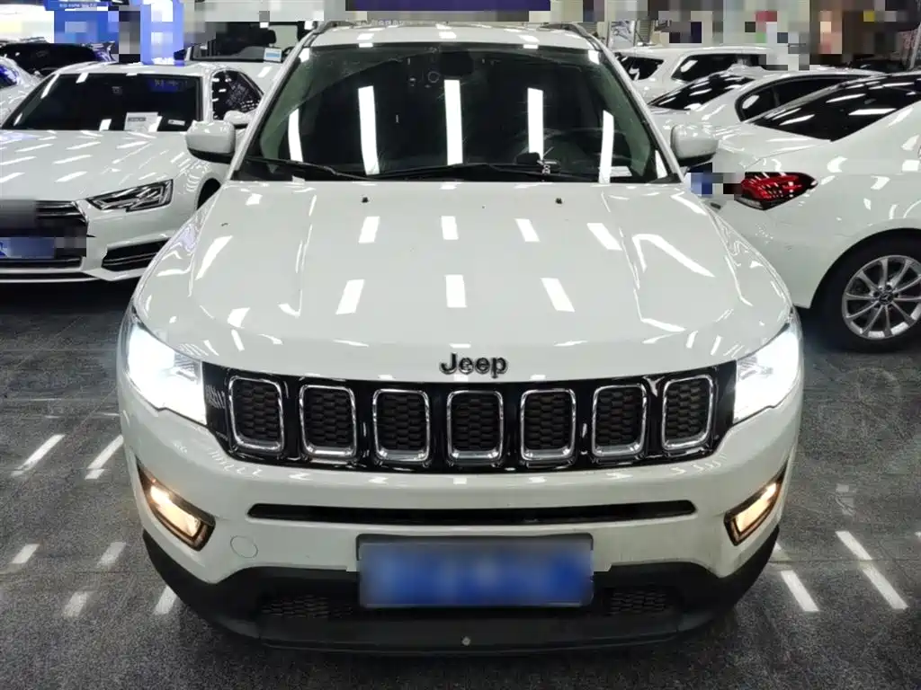Jeep Compass 2019 — фото 3