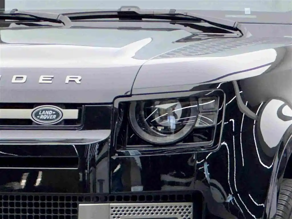 Land Rover Defender 2025 — фото 3