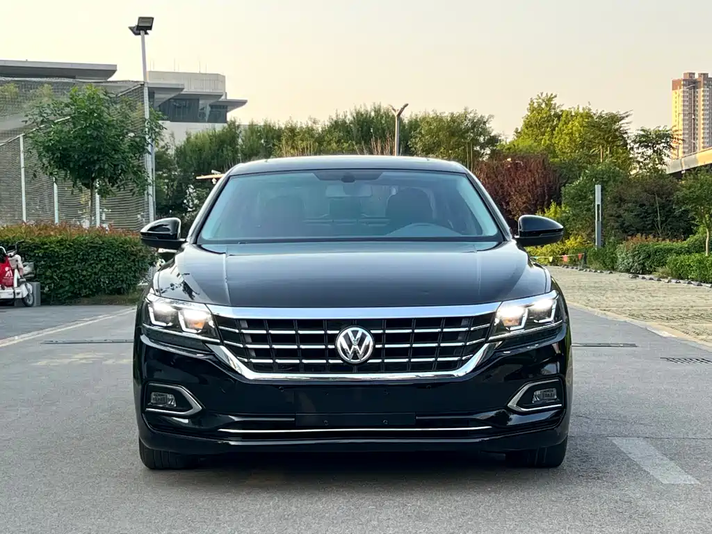 Volkswagen Passat 2019 — фото 2