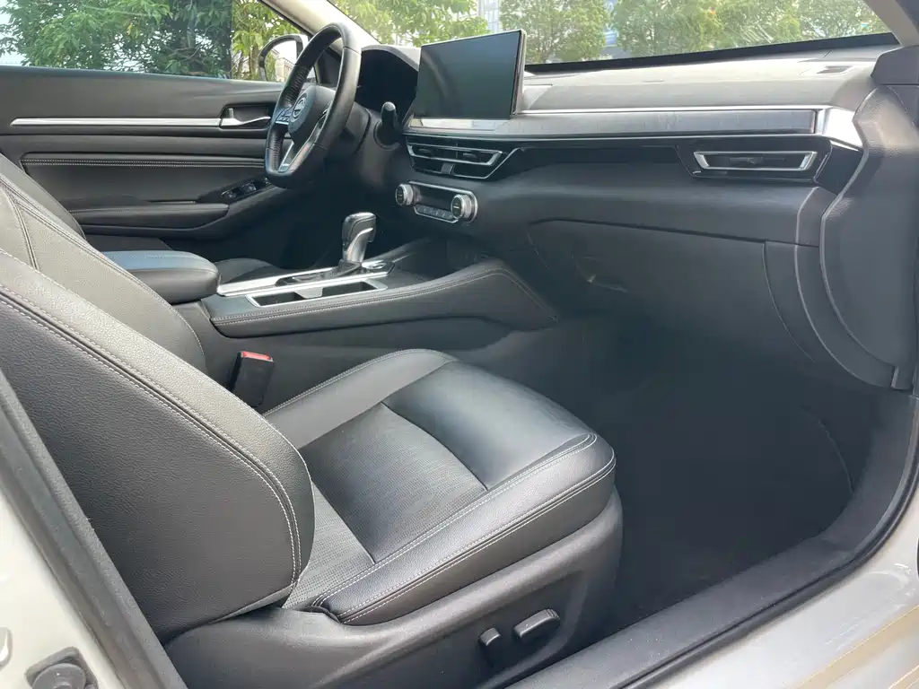 Nissan Teana 2023 — фото 10