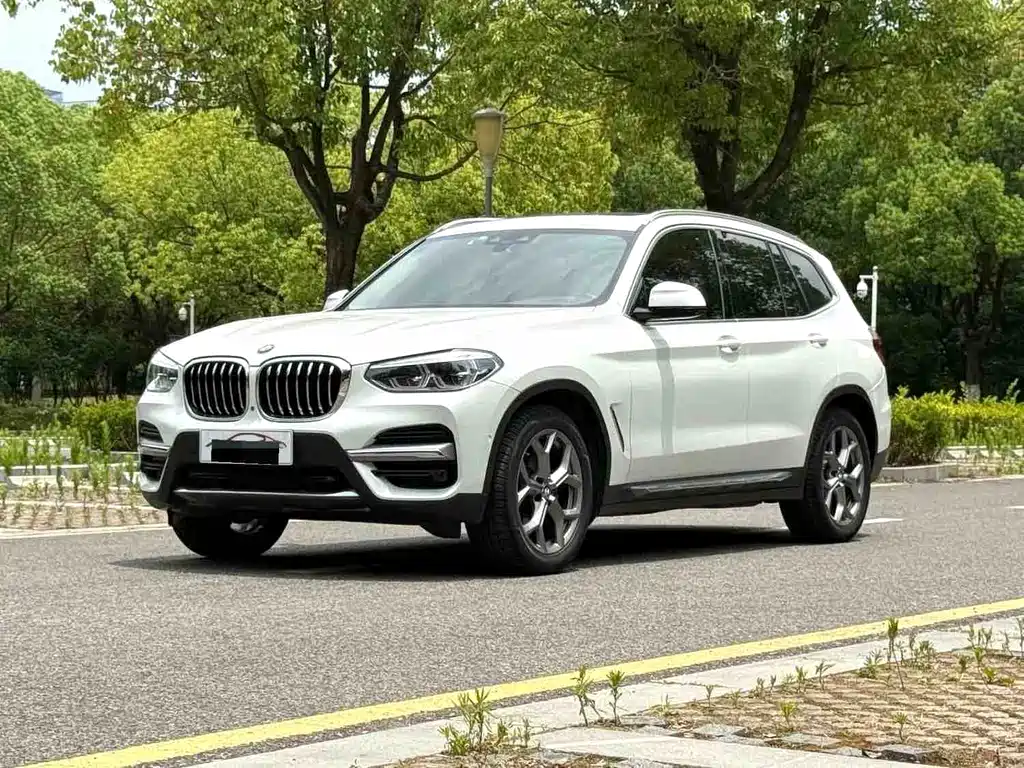 BMW X3 2021