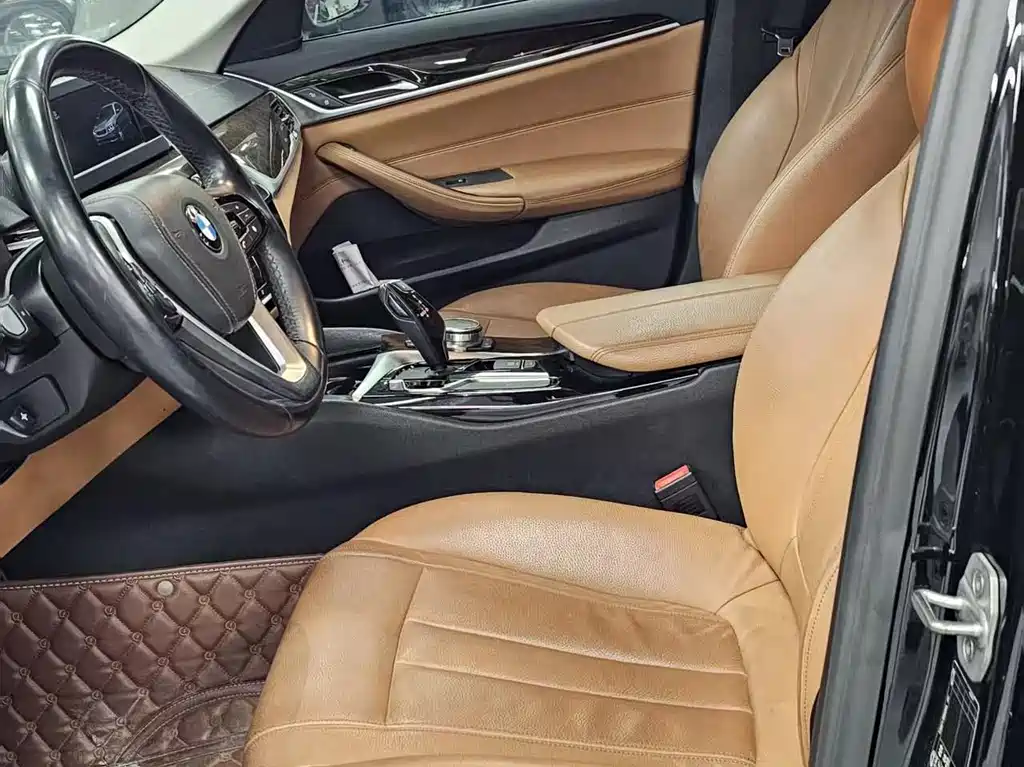 BMW 5 Series 2019
