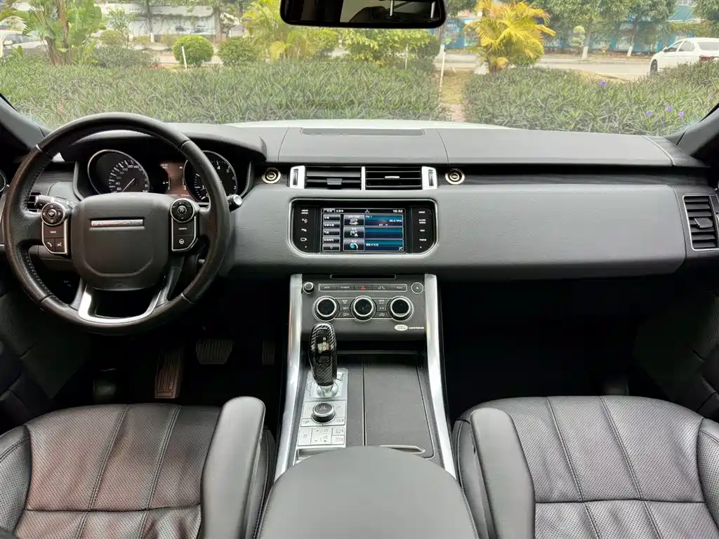 Land Rover Sport 2014 — фото 11