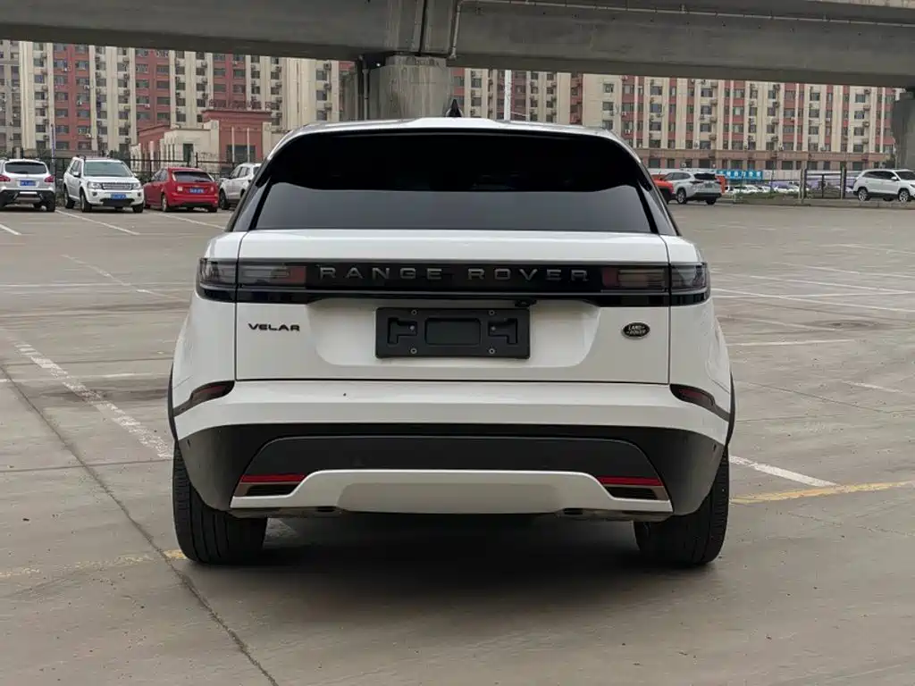 Land Rover Range Rover Velar 2024 — фото 8