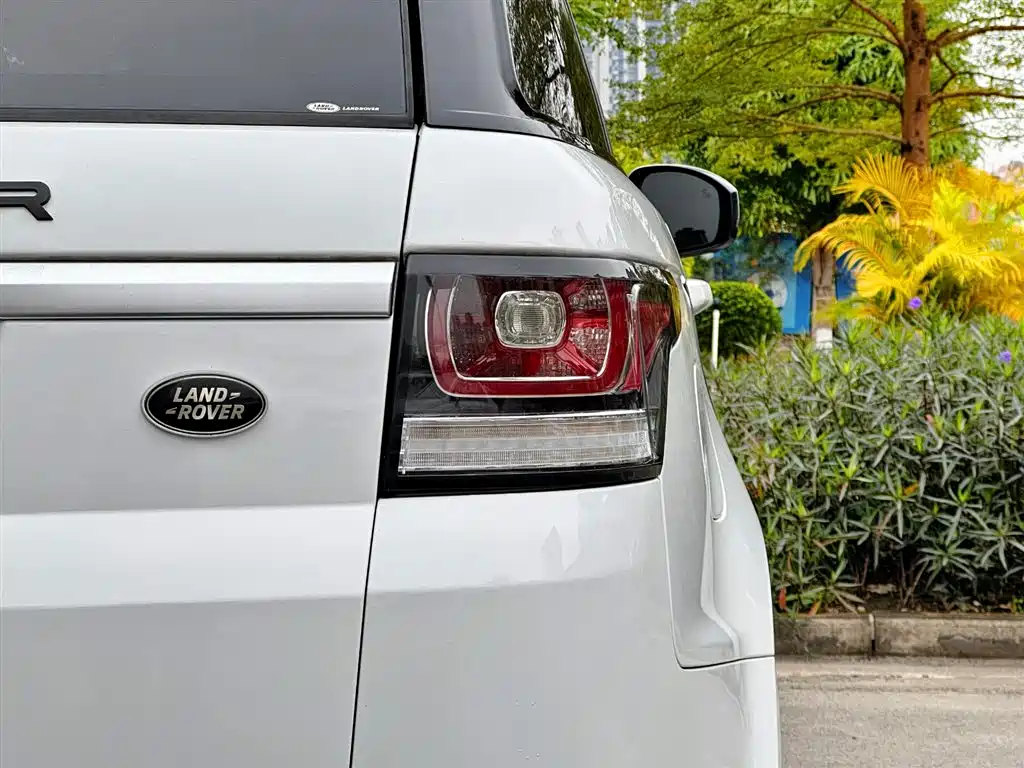 Land Rover Sport 2014 — фото 32