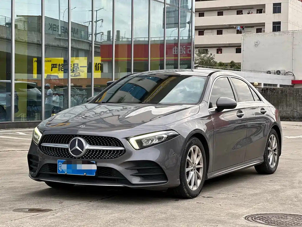 Mercedes-Benz A-Class 2020 — фото 7