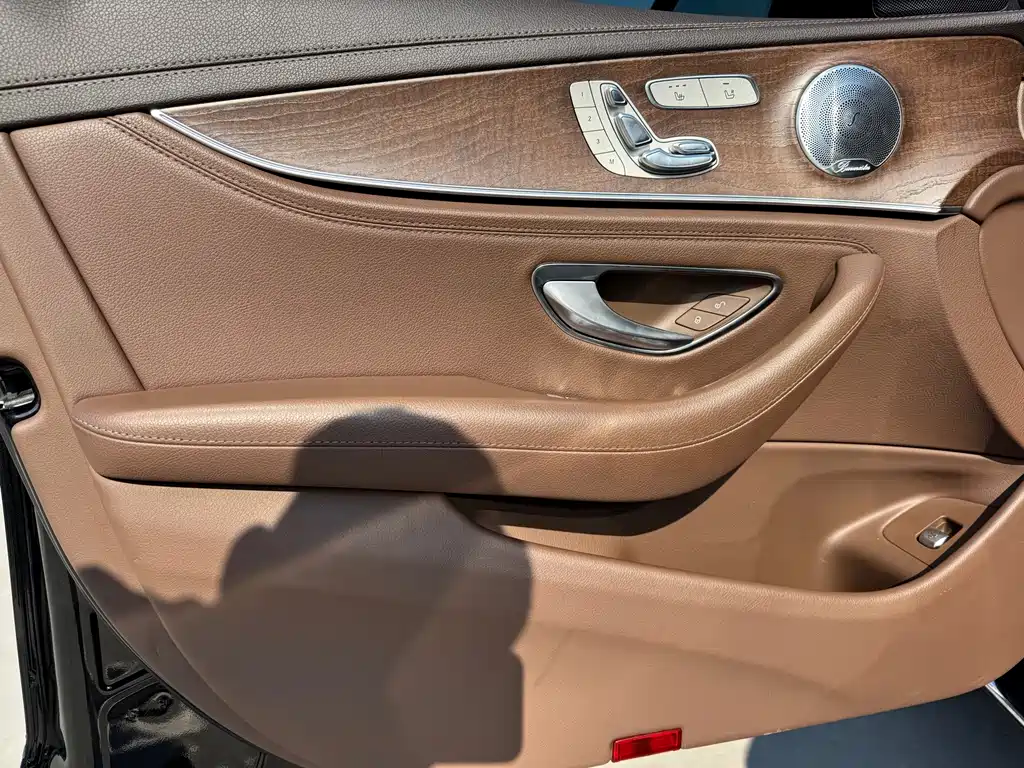 Mercedes-Benz E-Class 2018 — фото 8