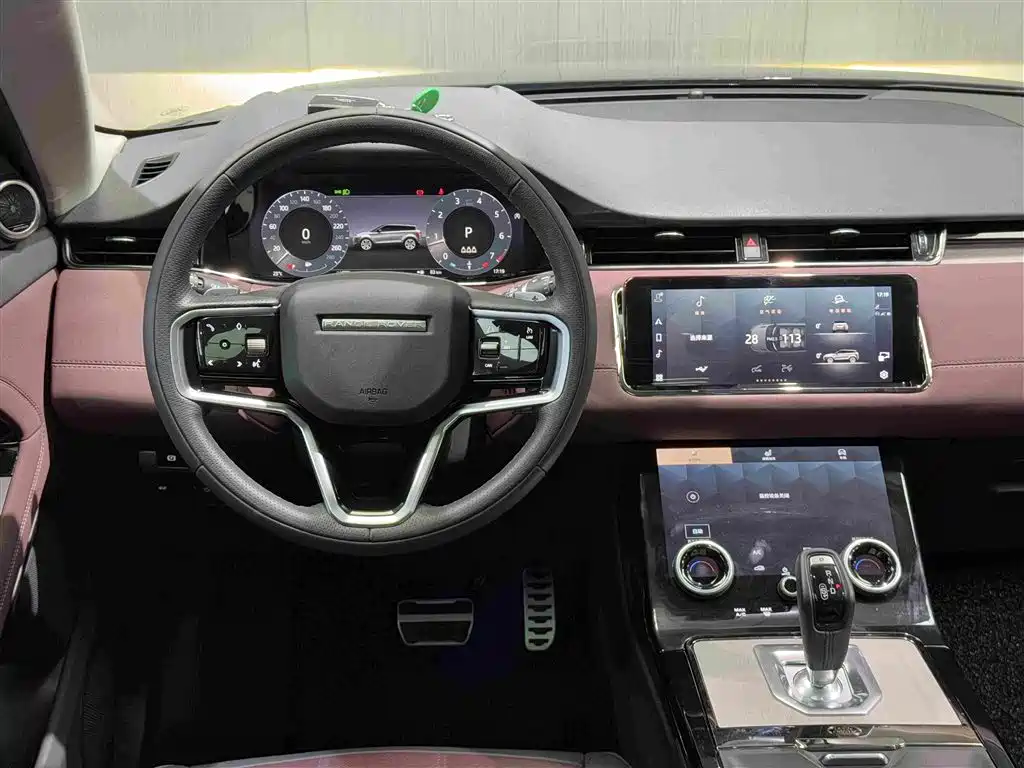 Land Rover Evoque 2024 — фото 13