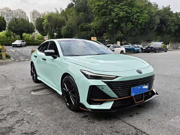 Changan UNI-V 2023