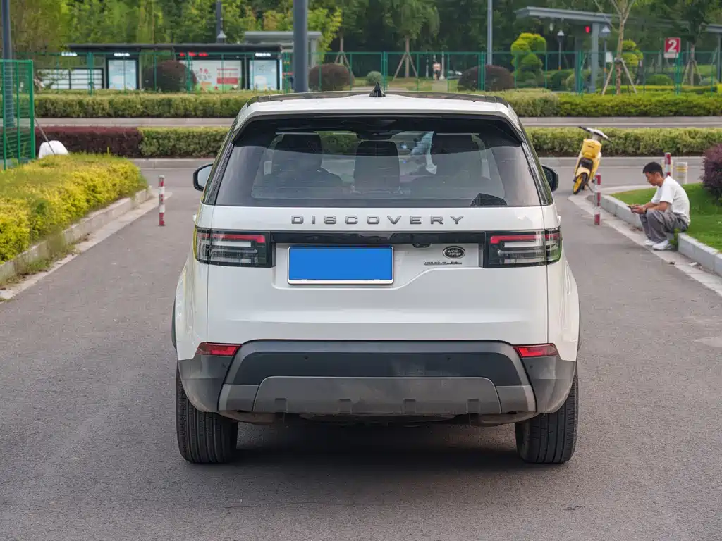 Land Rover Discovery 2020 — фото 6