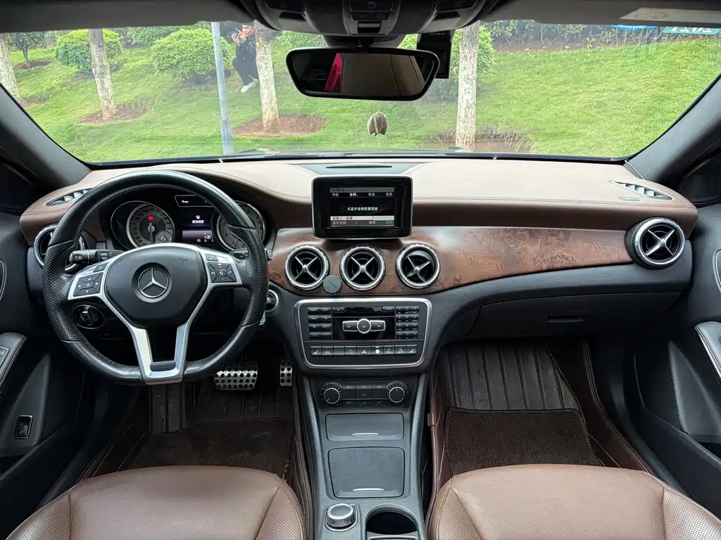 Mercedes-Benz GLA 2015 — фото 14