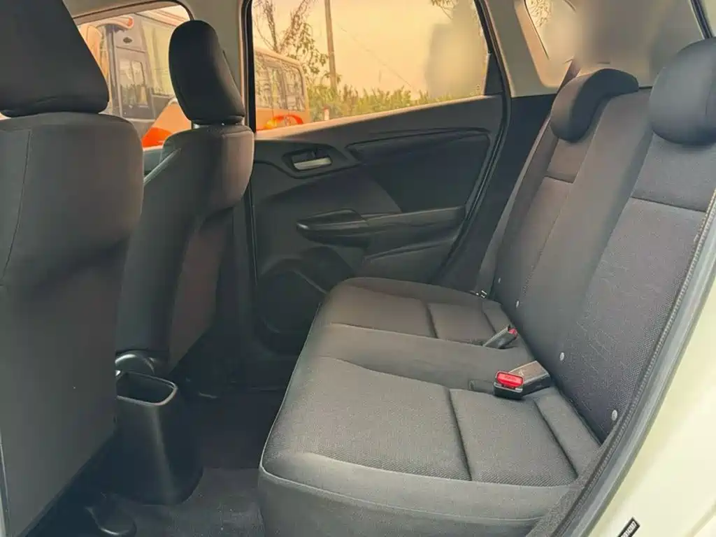 Honda Fit 2018 — фото 9