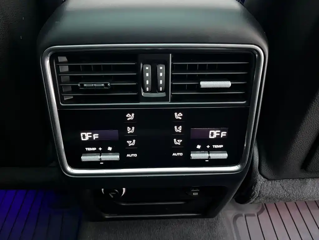 Porsche Cayenne 2018 — фото 18